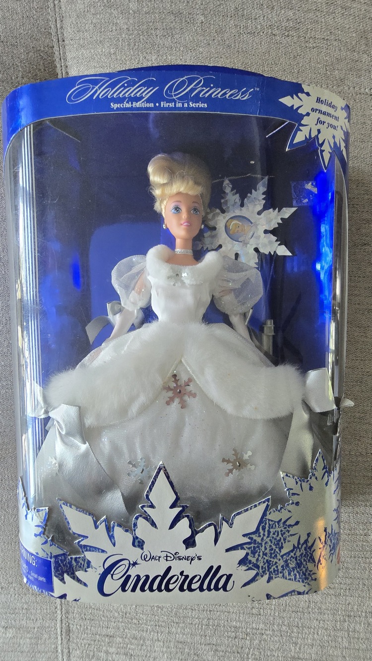 Disney Holiday Princess Cinderella Barbie Collector Doll in Box Mattel